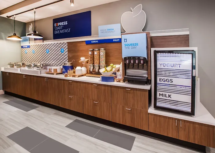 Holiday Inn Express Myrtle Beach-Broadway At The Beach By Ihg